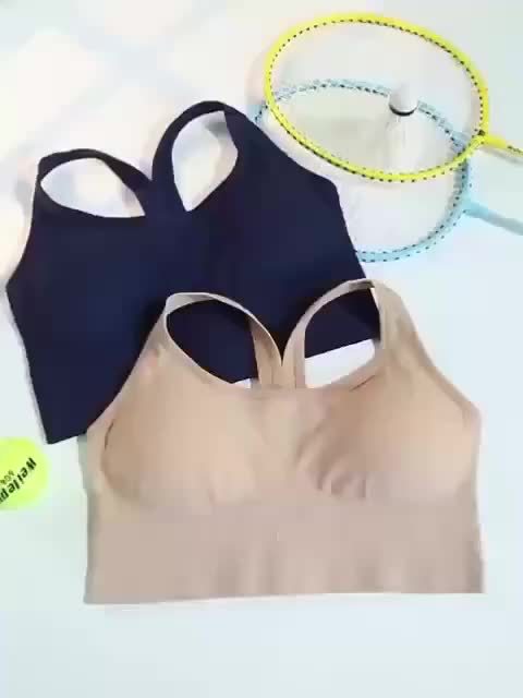 High-Support Wireless Sports Bra with Removable Pads and Crisscross Design