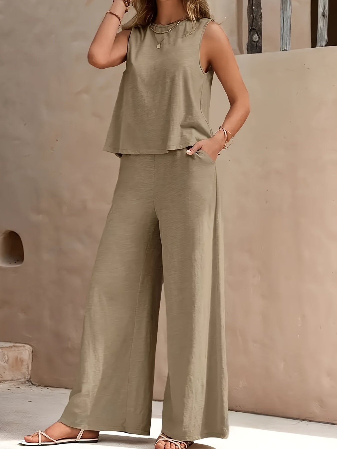 SCACTO TwoPiece Womens Set Round-Neck Sleeveless Top Pants