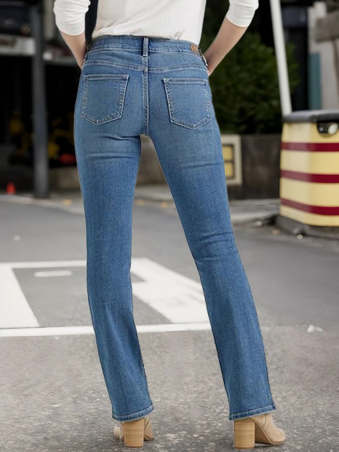 Womens Mid Rise Elastic Slim Straight Jeans Slanted Pockets